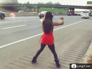 funny-gif-woman-dancing-by-highway